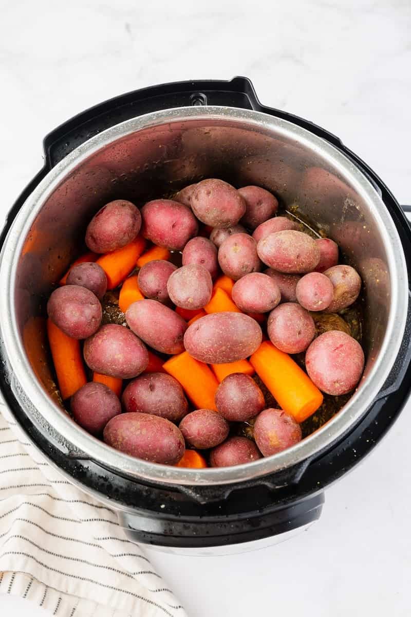 roast carrots and potatoes in an instant pot