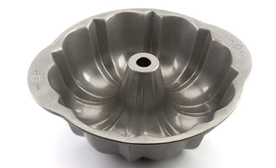 10 inch bundt cake pan